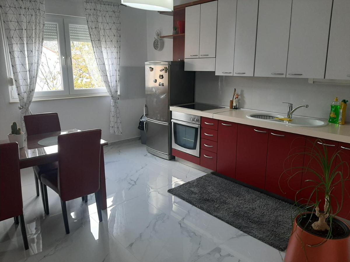 Guest House No 13 Mostar Exterior photo